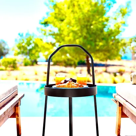 Selene 2 * Rhodes City