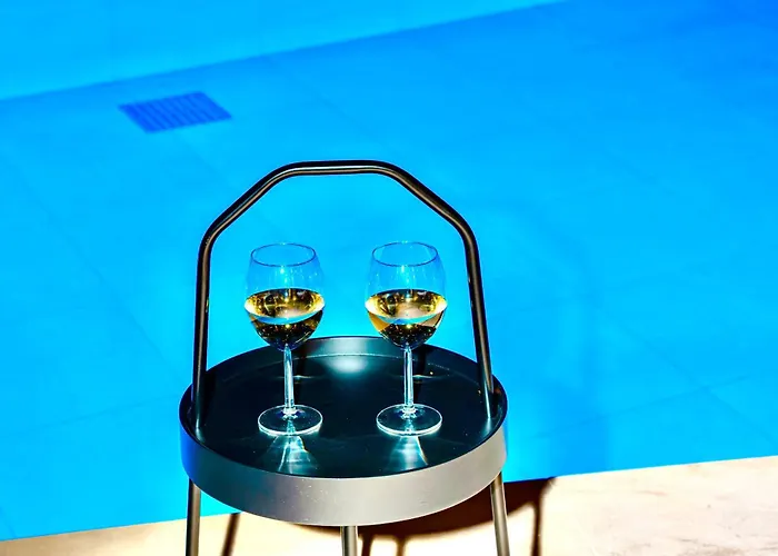 Selene 2 * Rhodes City